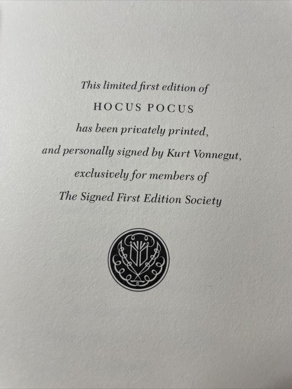 HOCUS POCUS by Kurt VONNEGUT Franklin Library Signed by Author First Edition 1990