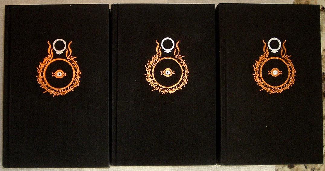 Lord of the Rings 3-Volume Set: 2002 Edition with Slipcase