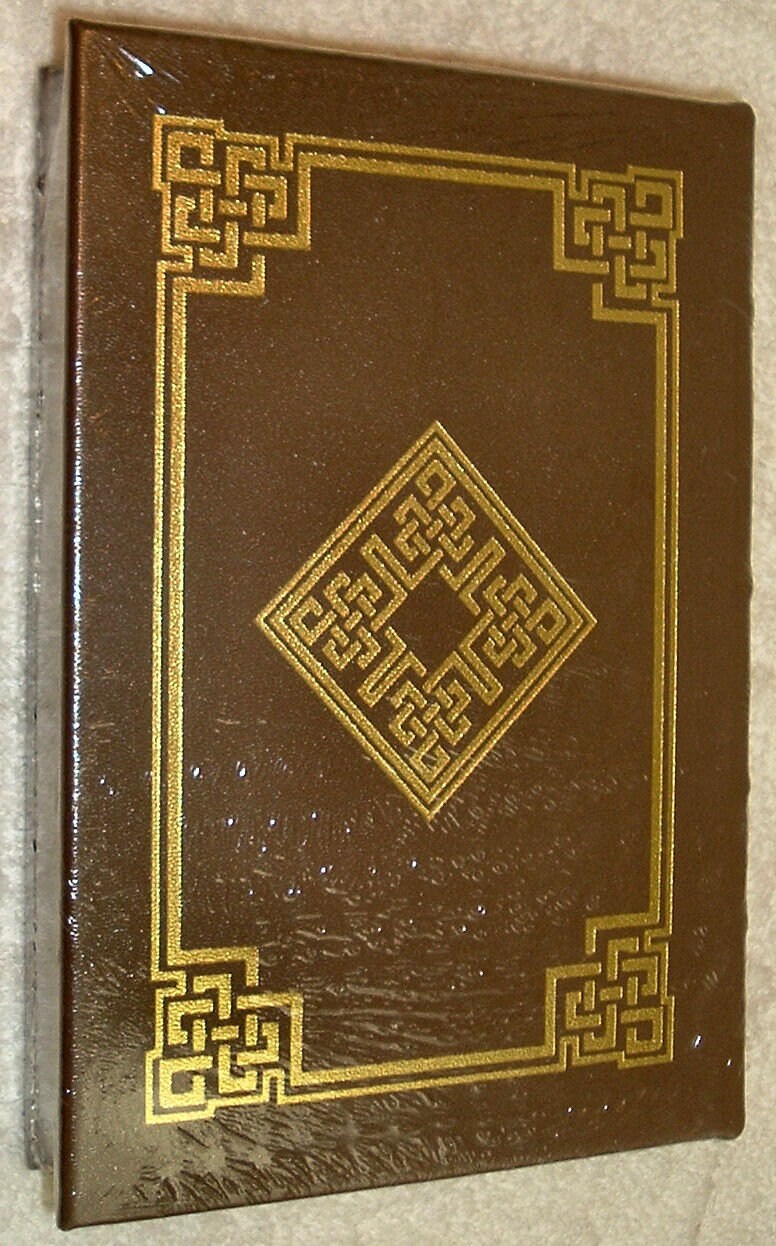 TRIGGER WARNING by Neil Gaiman Easton Press Signed by Author New In Box Sealed