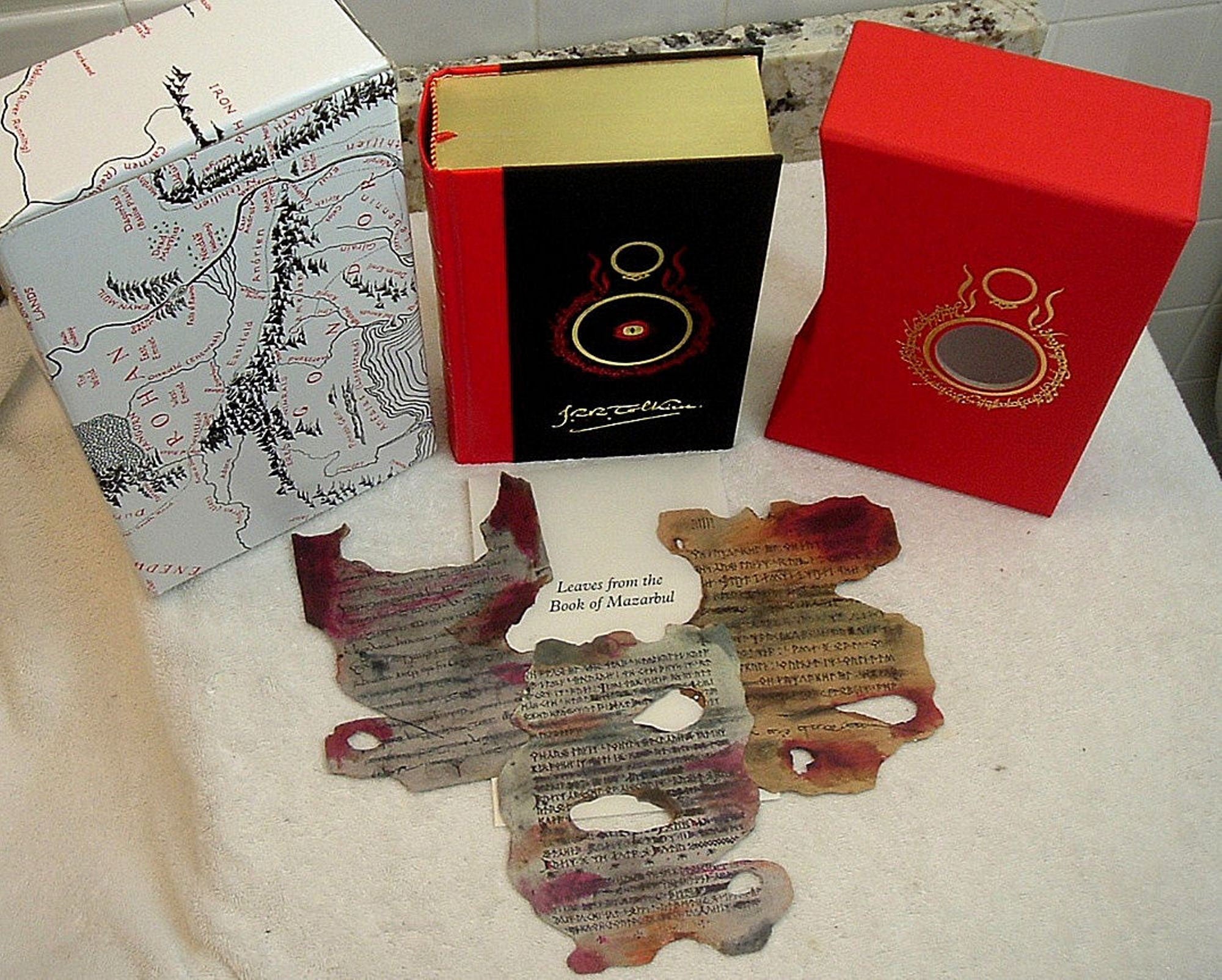 The LORD Of THE RINGS by J.R.R. Tolkien Illustrated Deluxe Edition New In Box